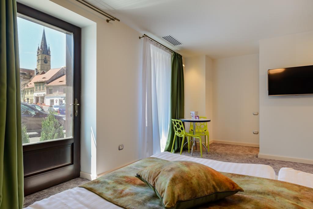 Blumenhaus Sibiu 아파트 호텔 외부 사진