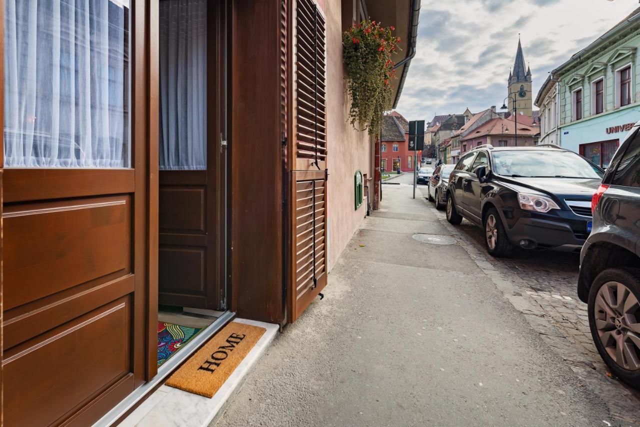 Blumenhaus Sibiu 아파트 호텔 외부 사진